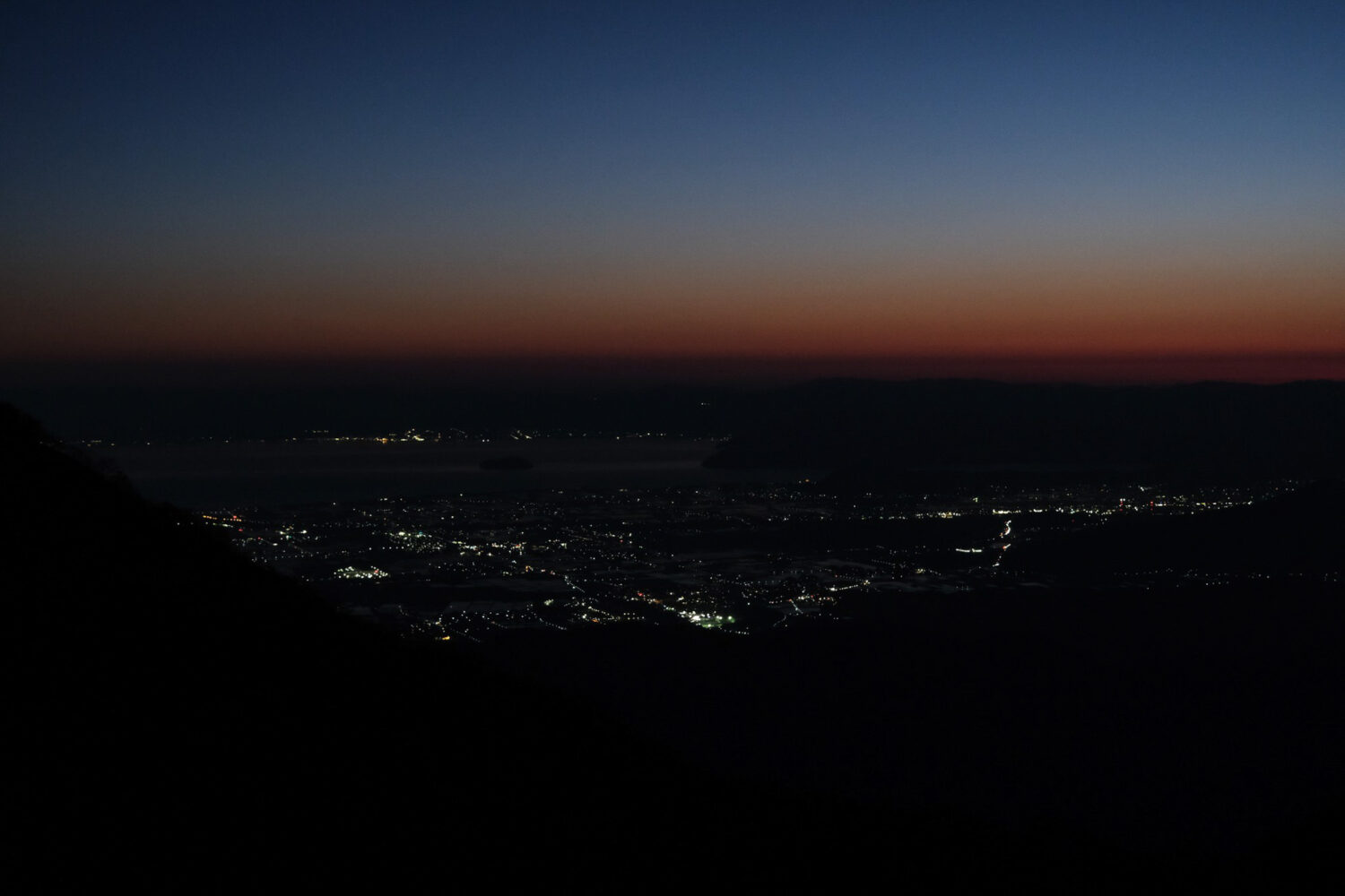 【Spectacular Views of Shiga】Sunset from Mount Ibuki’s Summit Parking Area.